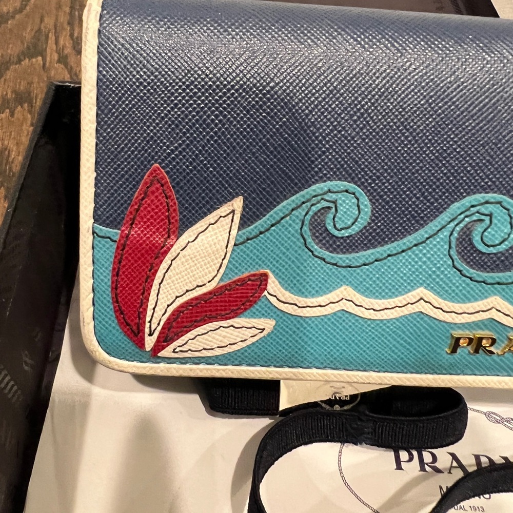 Authentic Prada wallet, NWOT - Picture 3 of 13